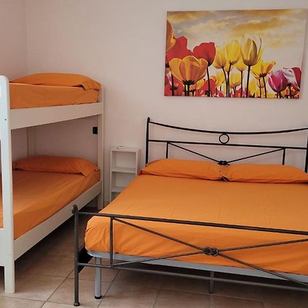 Appartamento Con Piscina A Lazise Exterior foto