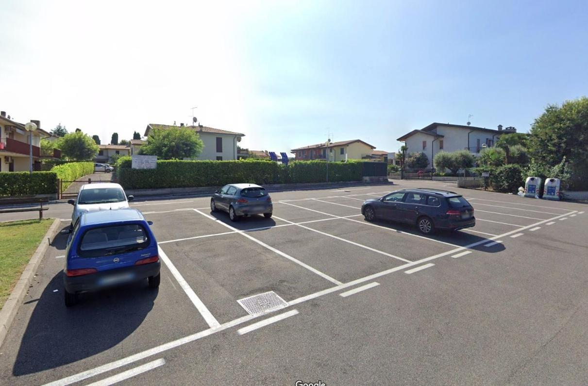 Appartamento Con Piscina A Lazise Exterior foto